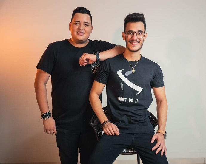 FERIADÃO: dupla Zé Vitor & Matheus promove a live Do Nosso Jeito em prol da APAE de Jales