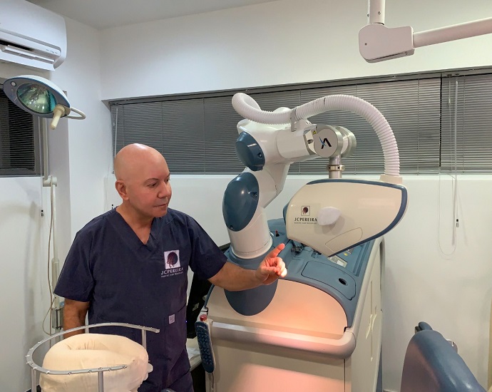RIO PRETO: Congresso Internacional terá lançamento de nova versão de robô para transplante capilar e cirurgias ao vivo