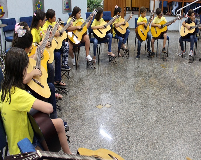 MÚSICA PARA OS OUVIDOS: Projeto Guri está com as inscrições abertas para aulas online 